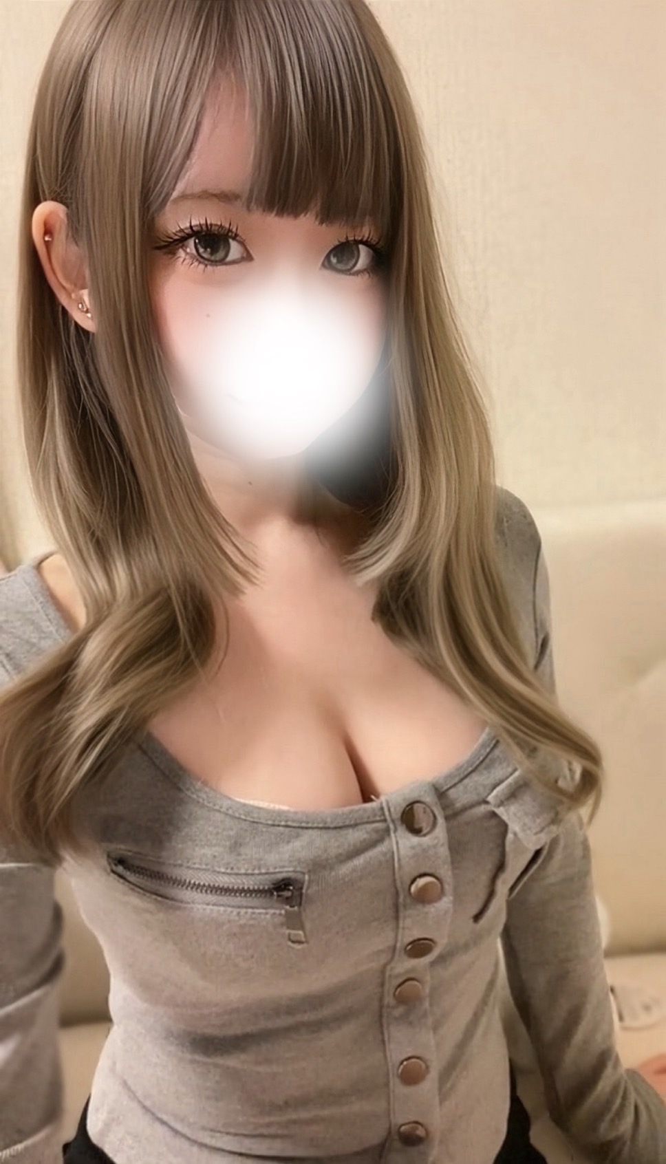 ⟢ 真白　しゅり ⟣