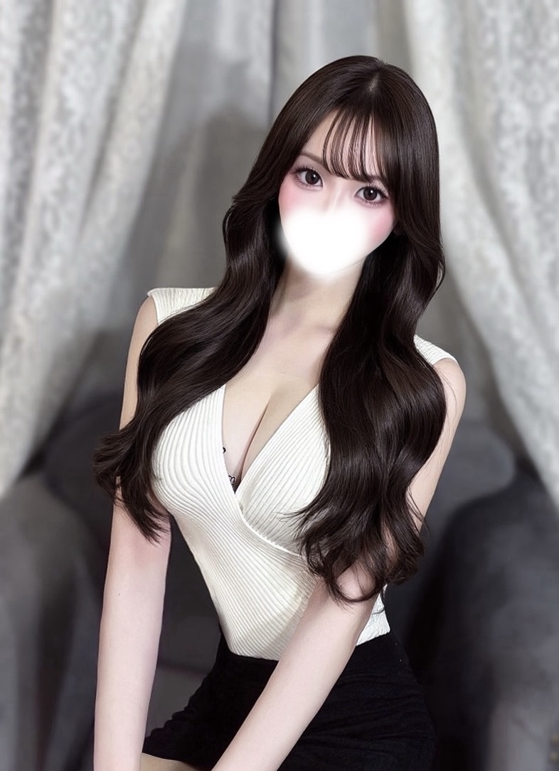 ⟢ 白瀬　れの ⟣ 